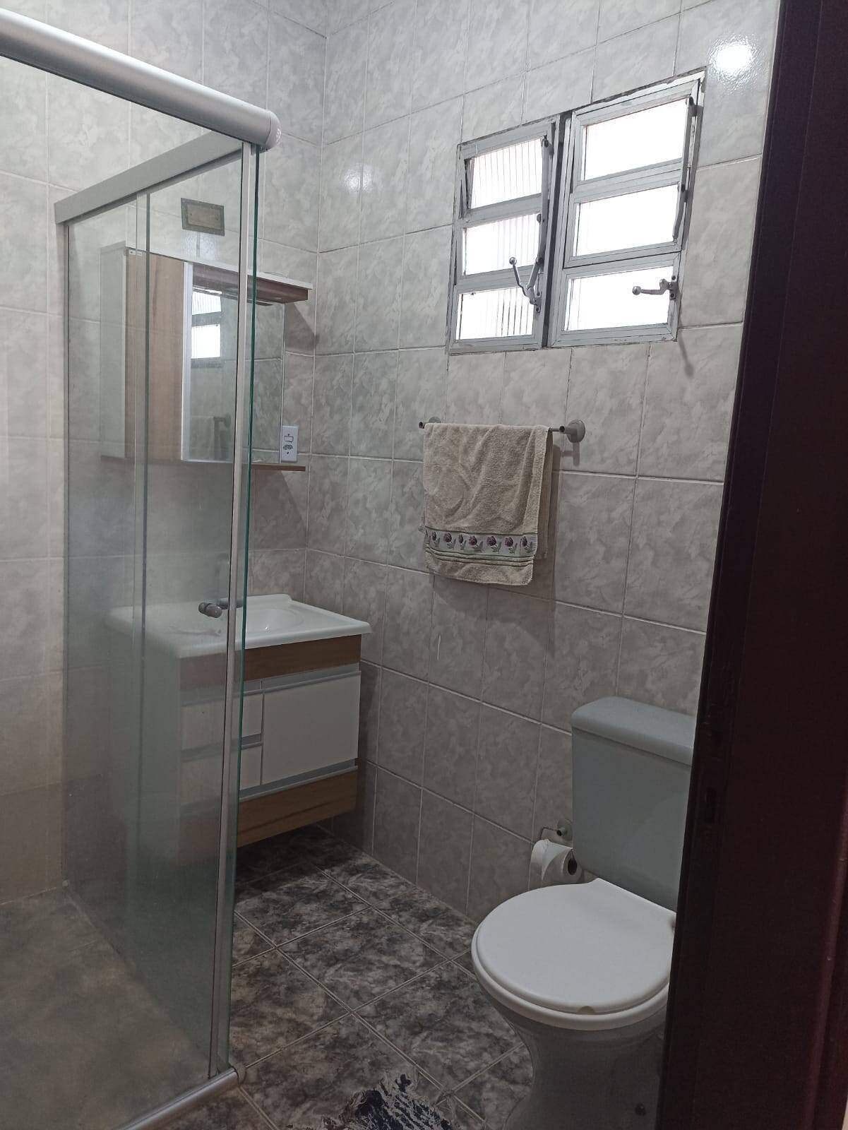 Sobrado a venda com piscina Guarujá SP