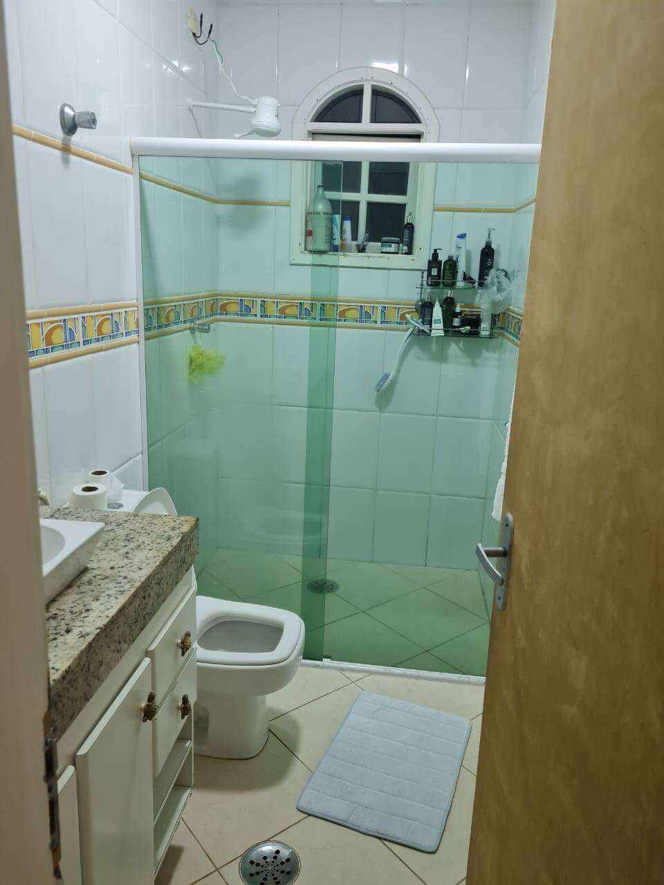 Casa à venda e aluguel com 3 quartos, 200m² - Foto 11