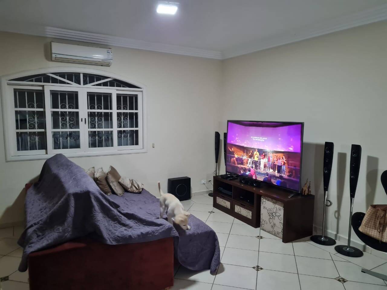 Casa à venda e aluguel com 3 quartos, 200m² - Foto 40