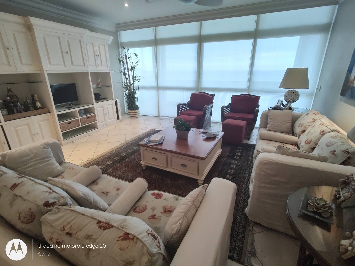 Lindo Apartamento com ampla sacada frente mar p Venda Pitangueiras Guarujá