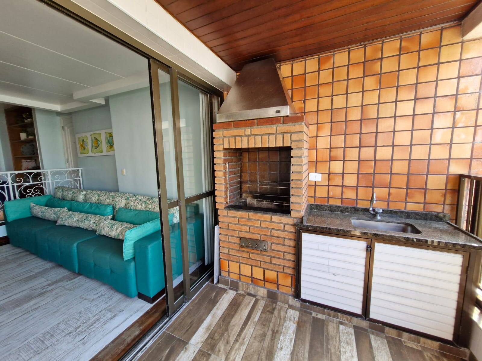 Apartamento à venda com 3 quartos, 151m² - Foto 4