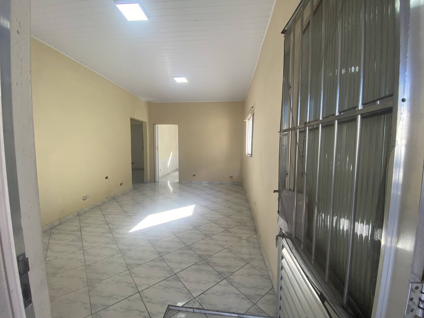 Casa, 2 quartos, 180 m² - Foto 8