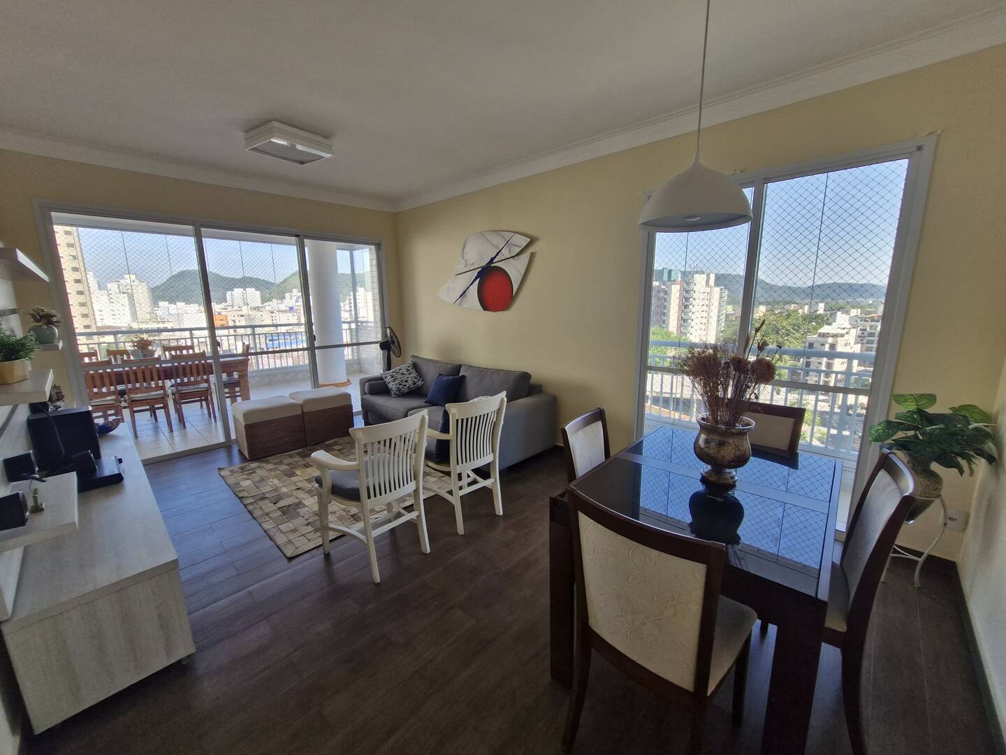 Apartamento Loc Anual 3 dormitórios Asturias com Lazer completo