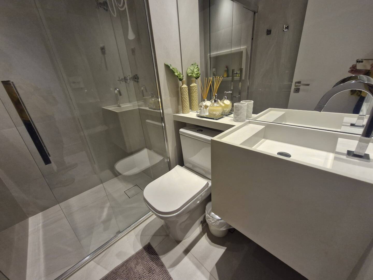 Apartamento à venda com 4 quartos, 156m² - Foto 12