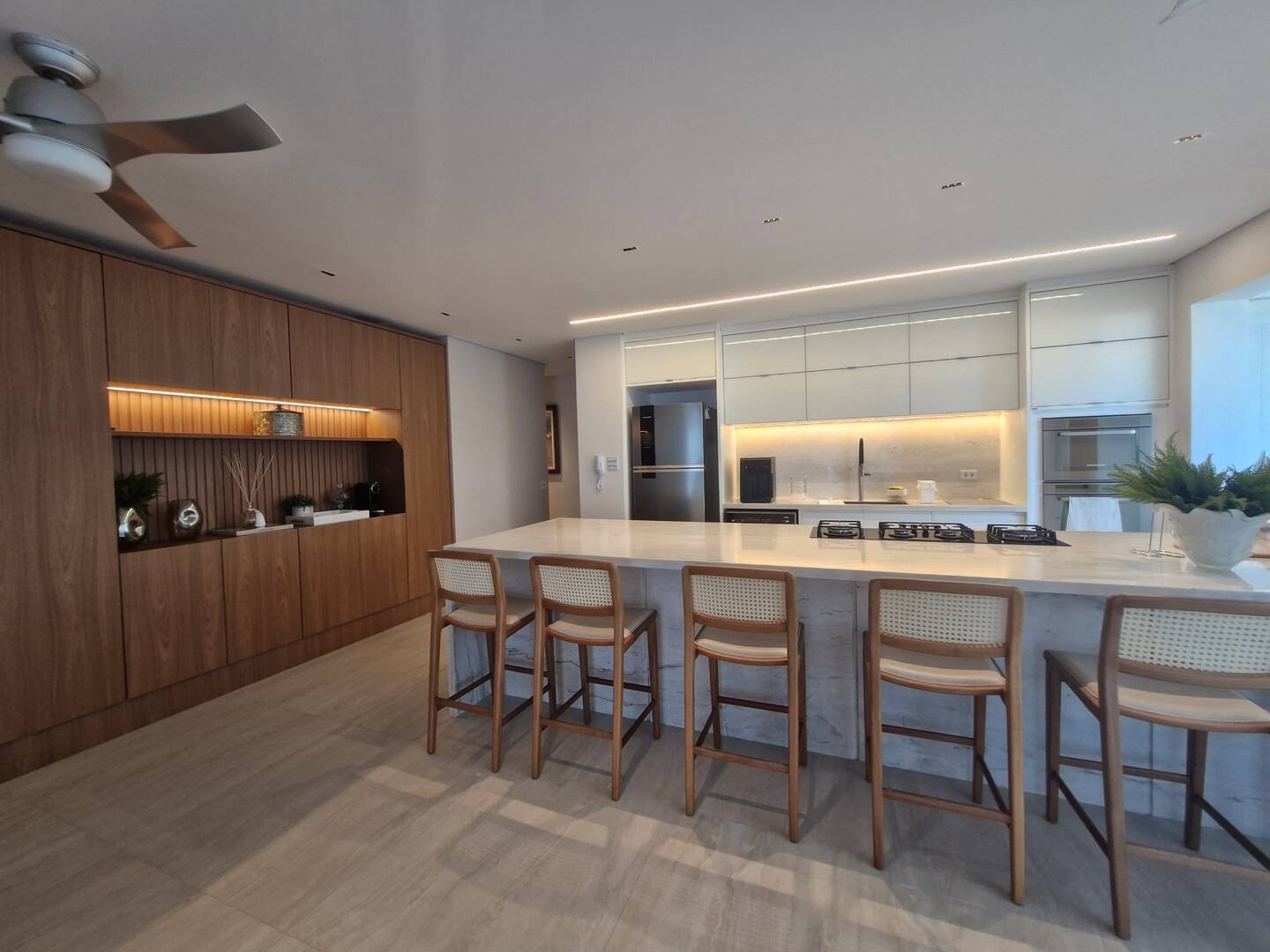 Apartamento à venda com 4 quartos, 156m² - Foto 41