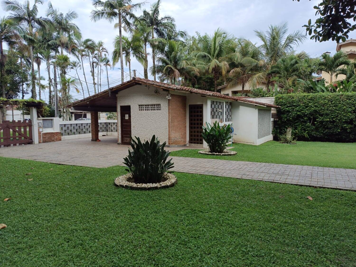 Casa à venda com 3 quartos, 1518m² - Foto 7