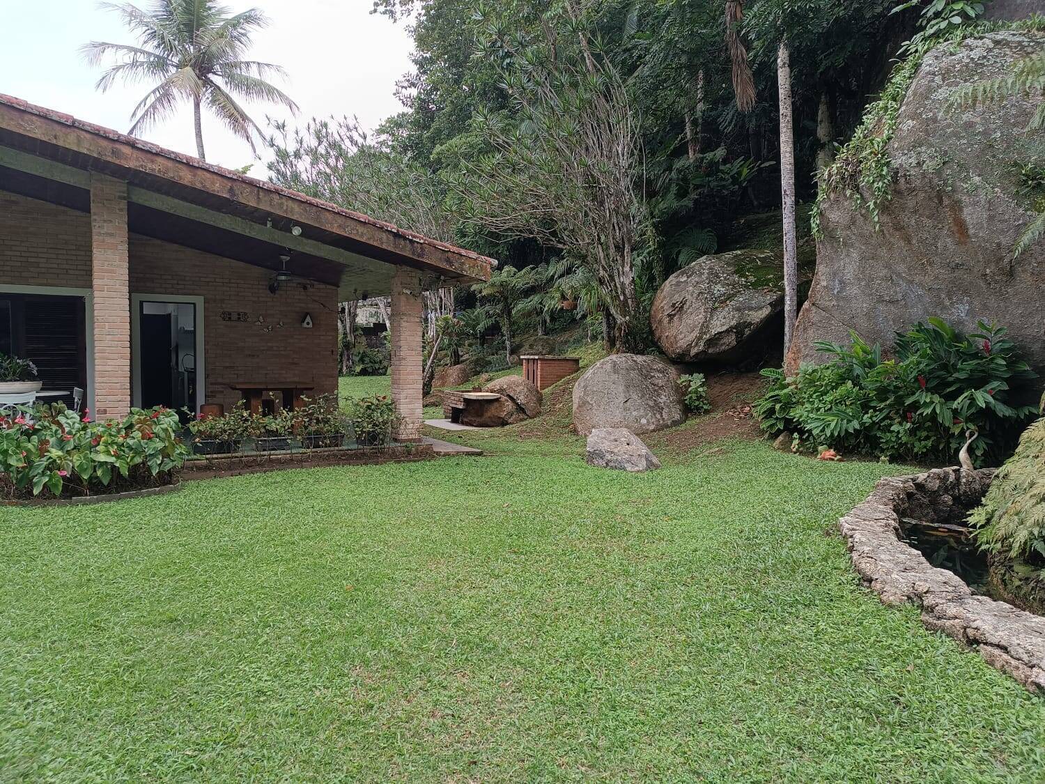 Casa à venda com 3 quartos, 1518m² - Foto 9