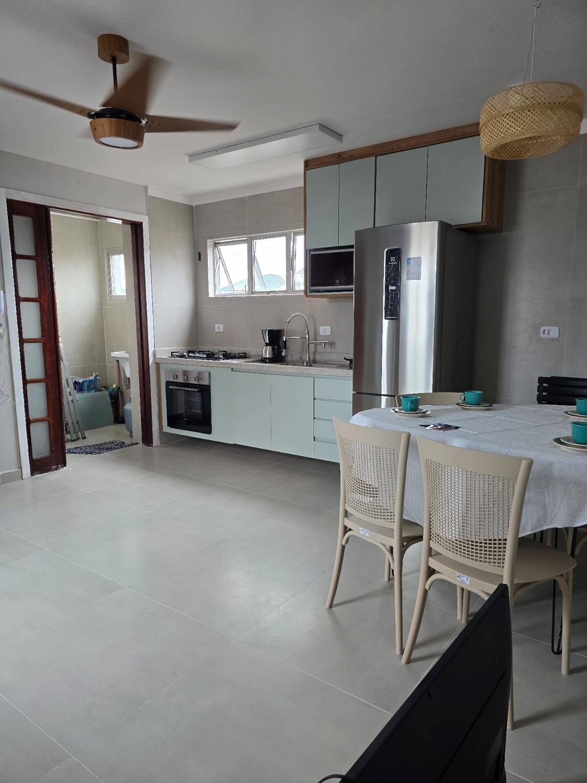 Cobertura Duplex   no Jardim Las Palmas ( Tombo) - Guarujá