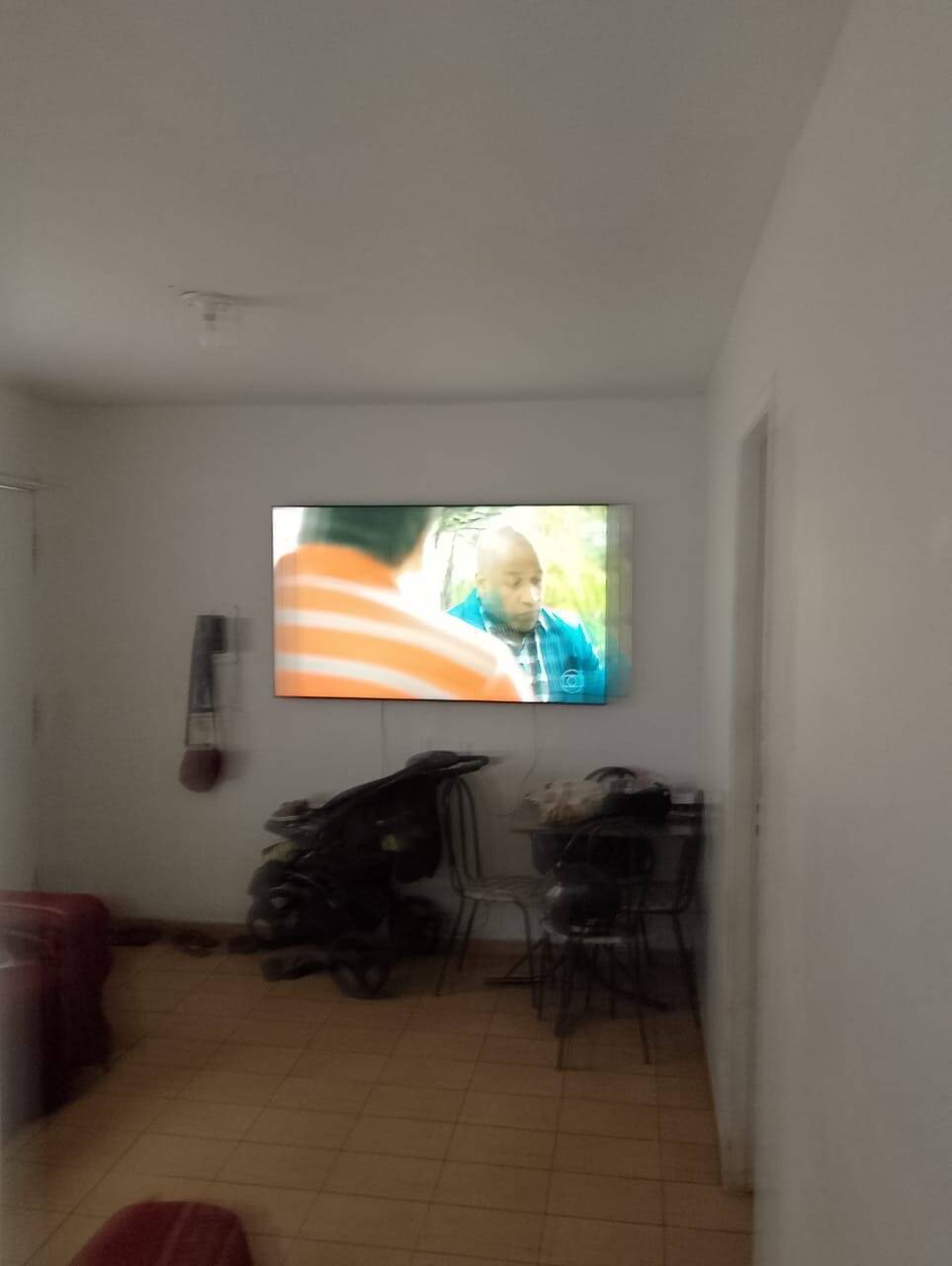 Apartamento no Cdhu Santo Antônio Guarujá SP