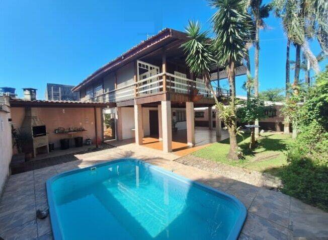 CASA  4 DORMITÓRIOS COM CASA DE CASEIRO COMPLETA -JD VIRGÍNIA-GUARUJÁ/SP