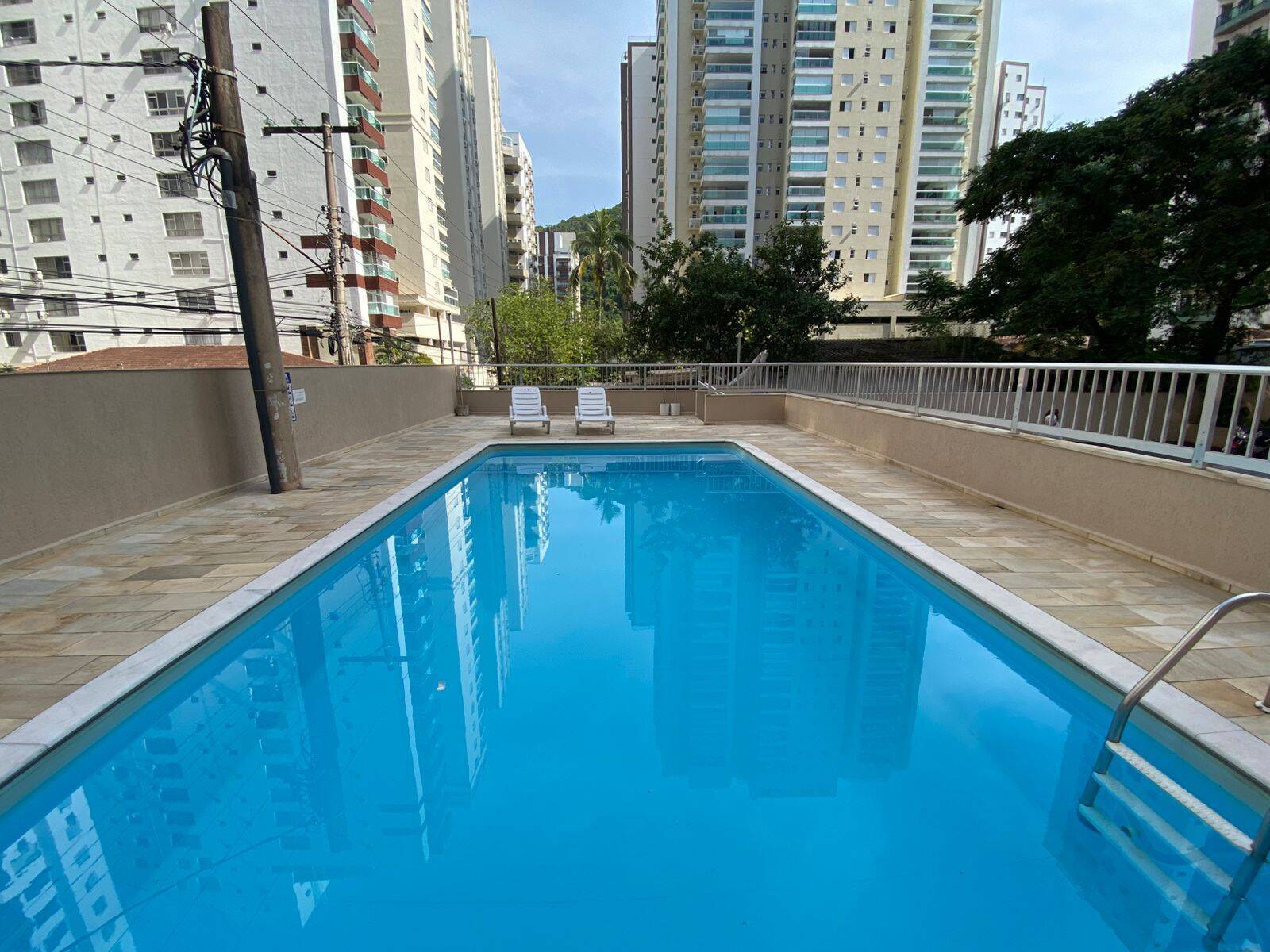 APARTAMENTO Á VENDA NA BARRA FUNDA - PITANGUEIRAS GUARUJÁ/SP