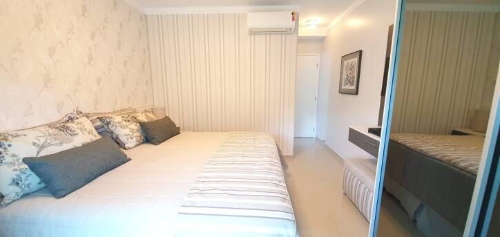 Apartamento à venda com 3 quartos, 206m² - Foto 14