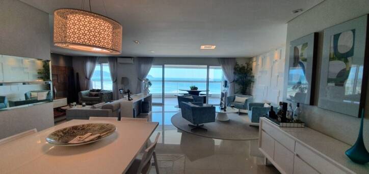 Apartamento à venda com 3 quartos, 206m² - Foto 2