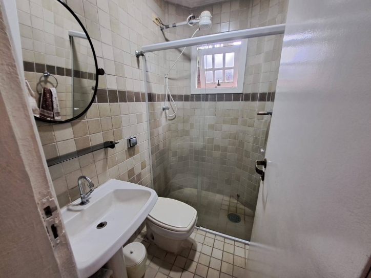 Casa, 3 quartos, 252 m² - Foto 37