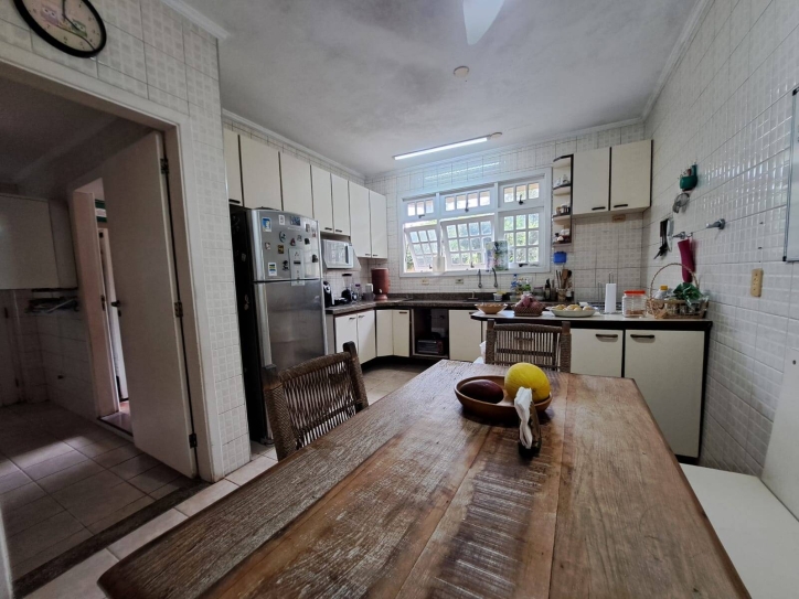 Casa, 3 quartos, 252 m² - Foto 44