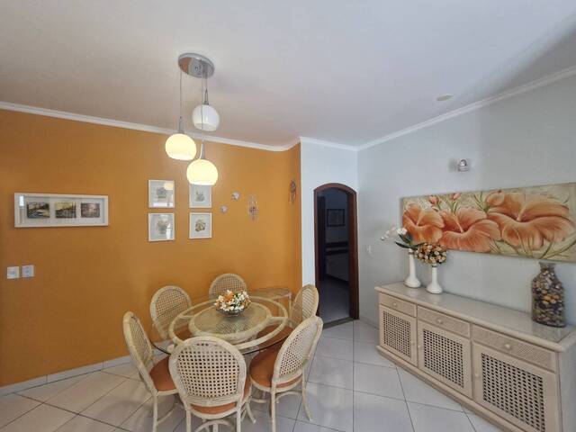 Apartamento para Venda em Guarujá - 4