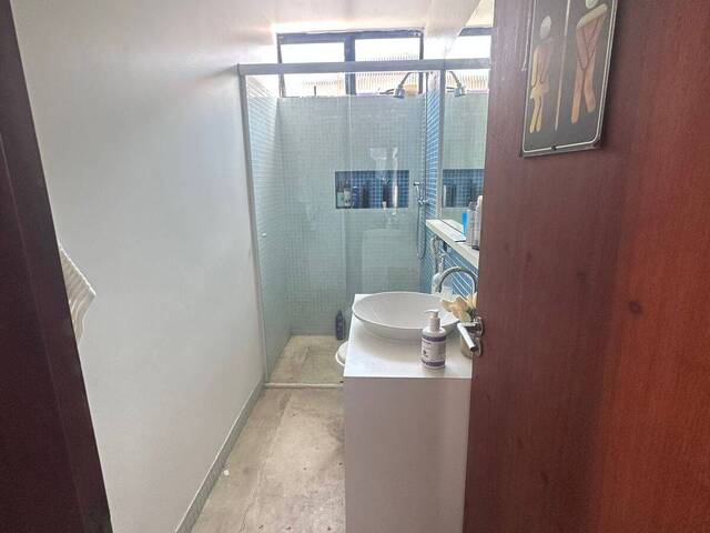 Casa para Venda em Guarujá - 4