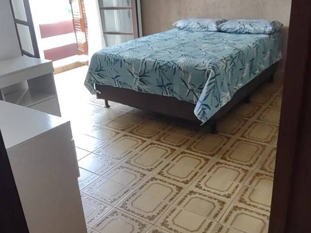 Casa para Venda em Guarujá - 4