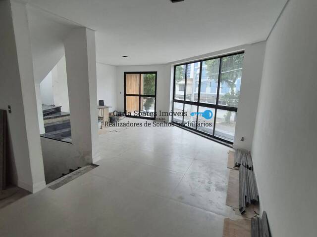 #CA1731 - Casa para Venda em Santos - SP