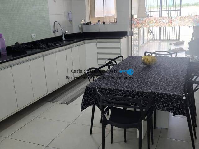 Casa para Venda em Guarujá - 4