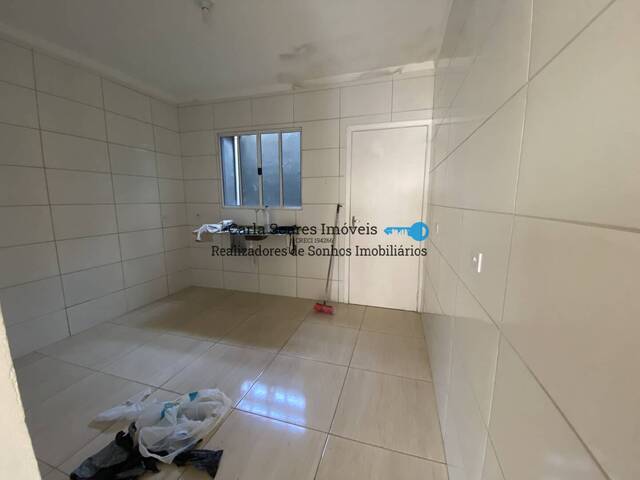 Sobrado para Venda em Guarujá - 5