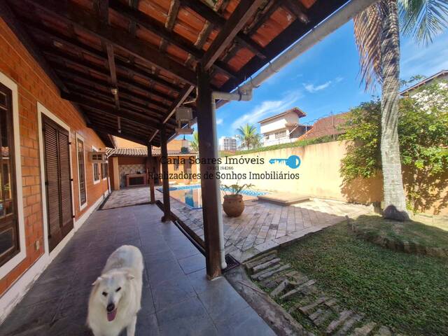 Casa para Venda em Guarujá - 3