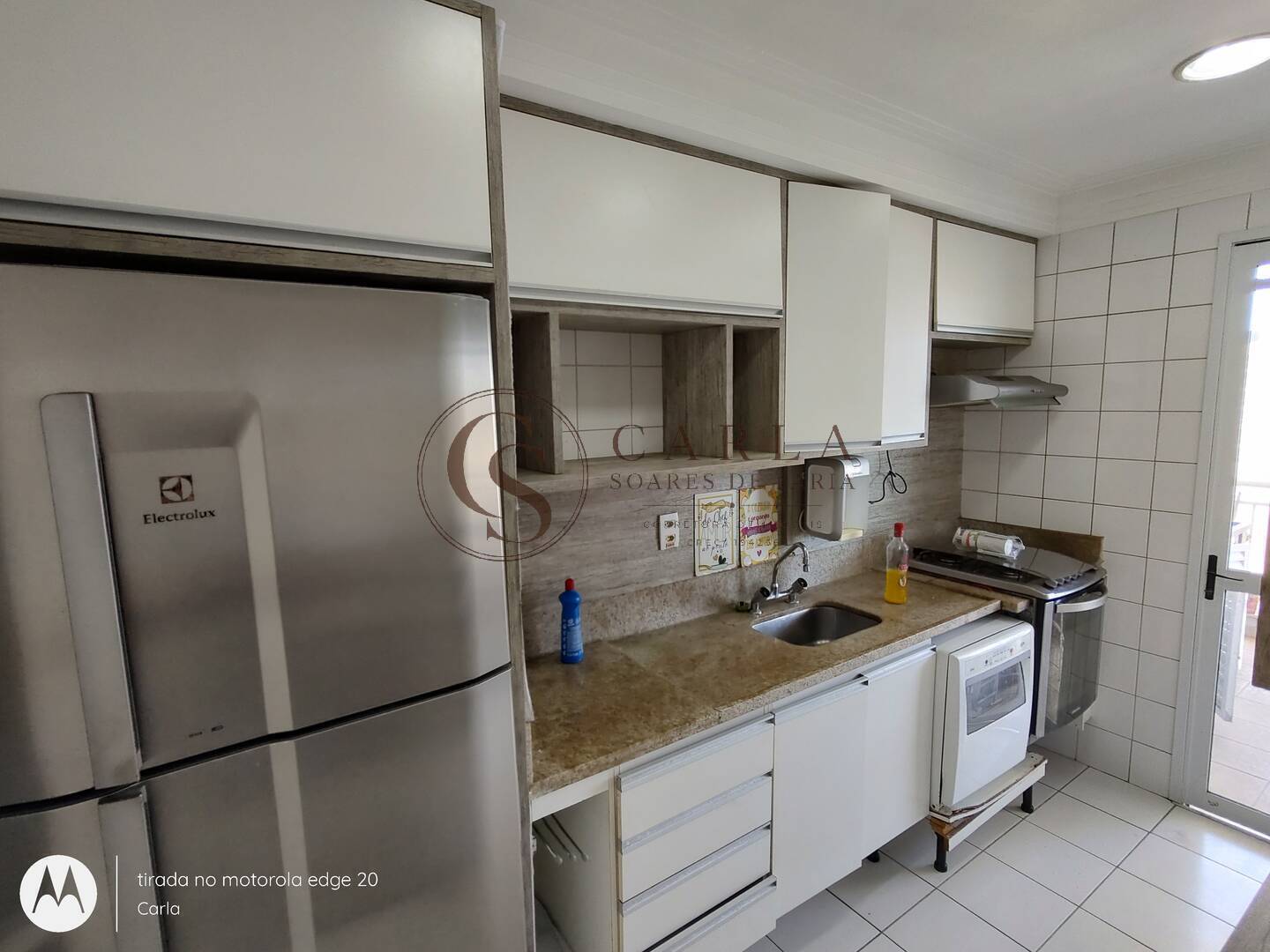 Apartamento com varanda  e lazer completo  loc anual  Astúrias  Guarujá