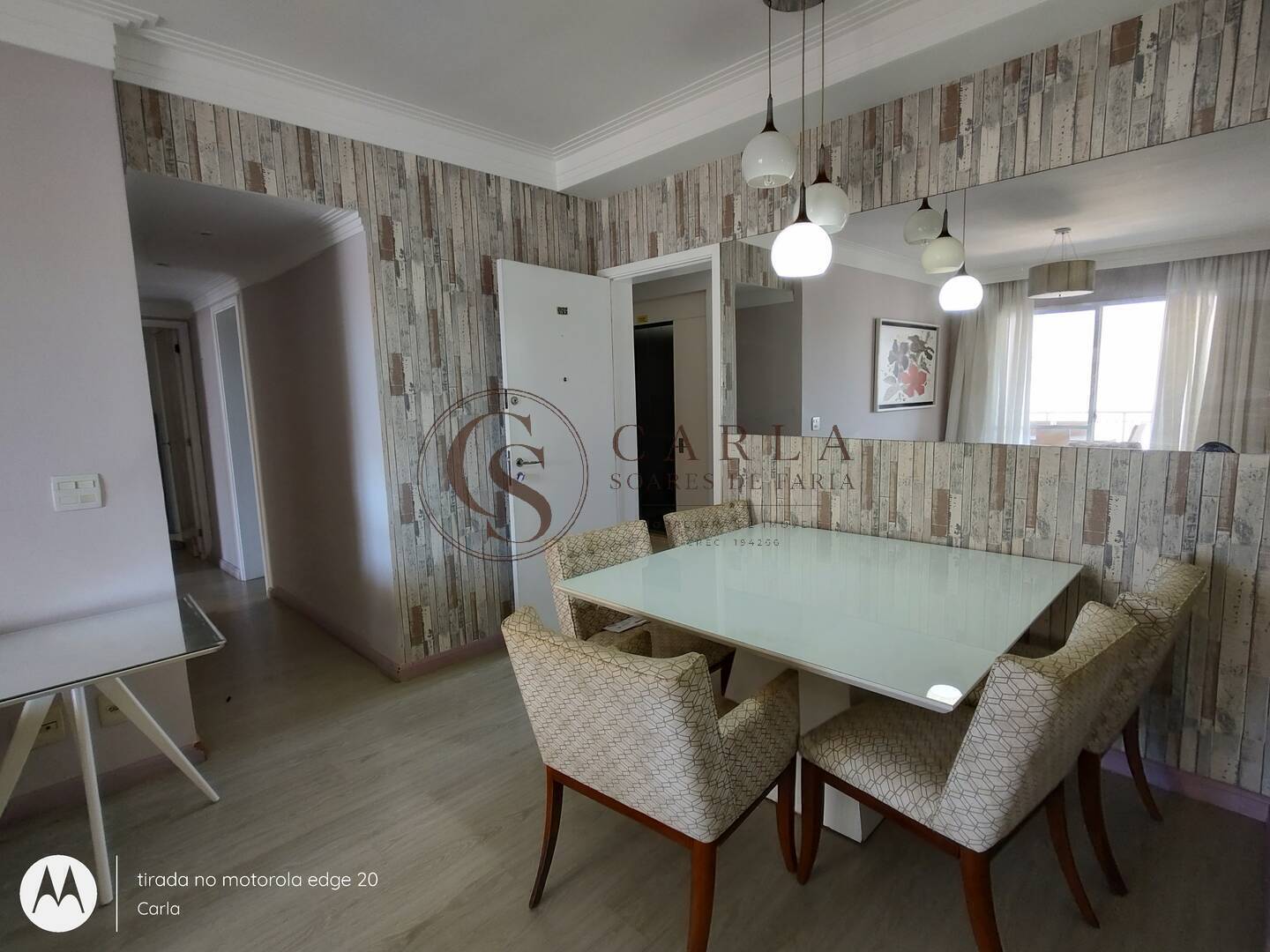Apartamento com varanda  e lazer completo  loc anual  Astúrias  Guarujá