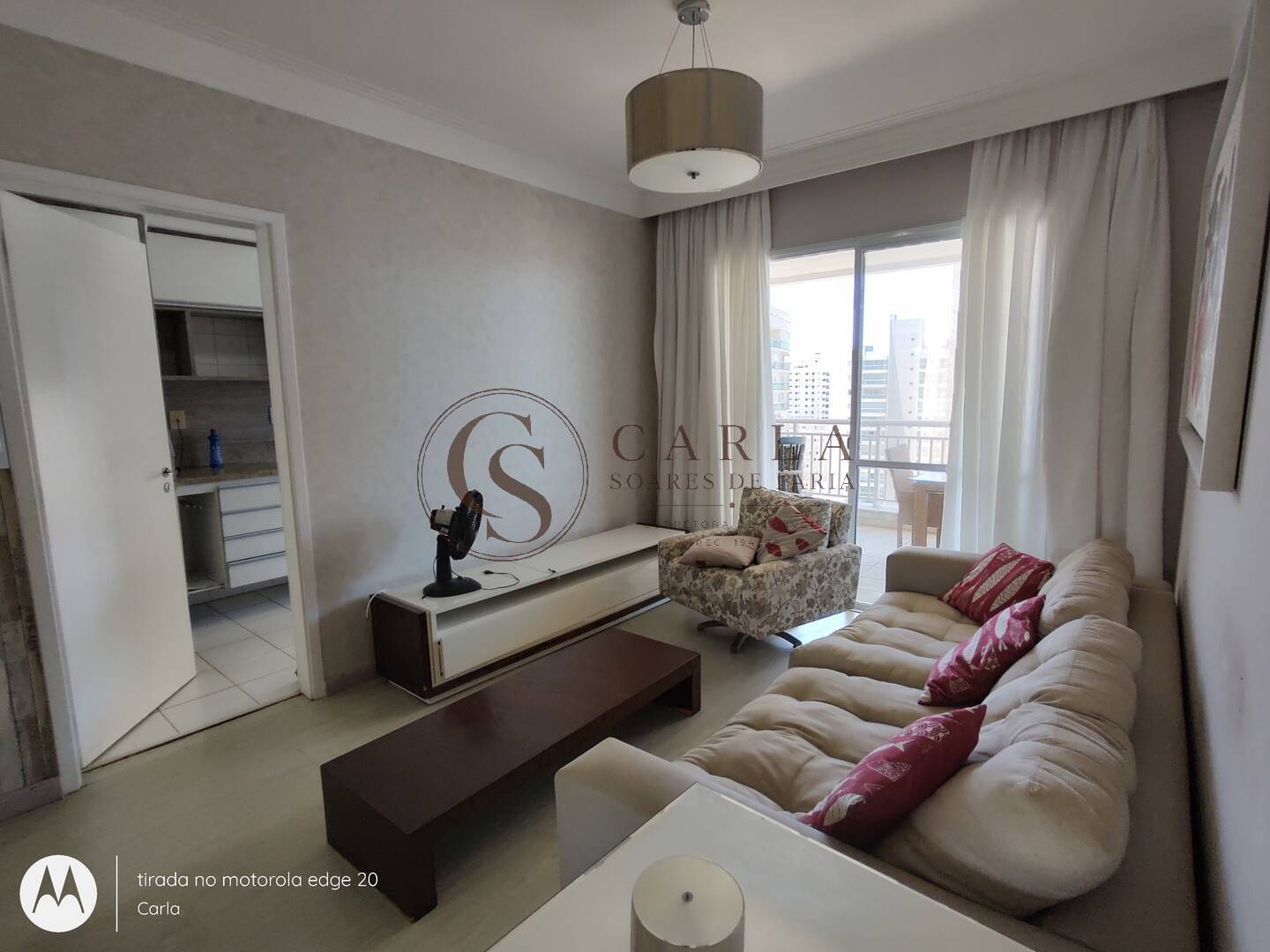 Apartamento com varanda  e lazer completo  loc anual  Astúrias  Guarujá