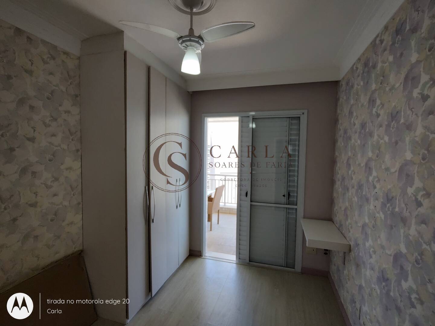 Apartamento com varanda  e lazer completo  loc anual  Astúrias  Guarujá