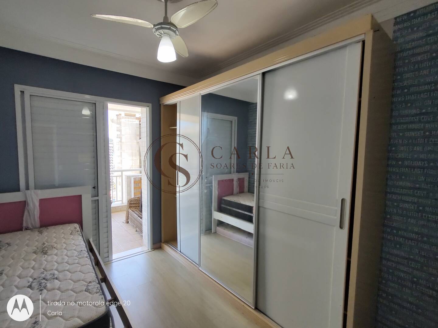 Apartamento com varanda  e lazer completo  loc anual  Astúrias  Guarujá