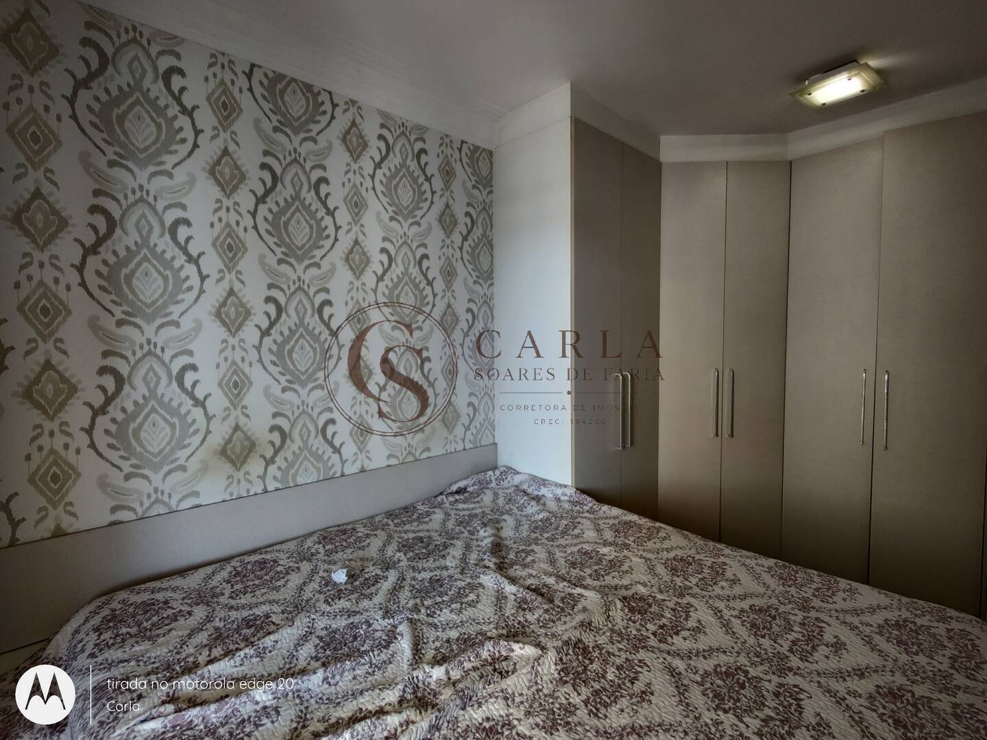 Apartamento com varanda  e lazer completo  loc anual  Astúrias  Guarujá