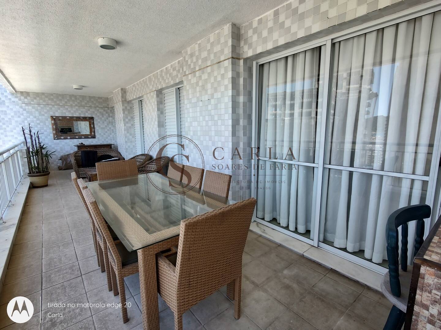 Apartamento com varanda  e lazer completo  loc anual  Astúrias  Guarujá