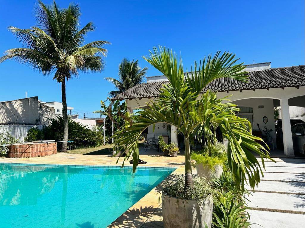 Linda Casa a venda  Jardim Virginea Enseada  Venda Guarujá SP
