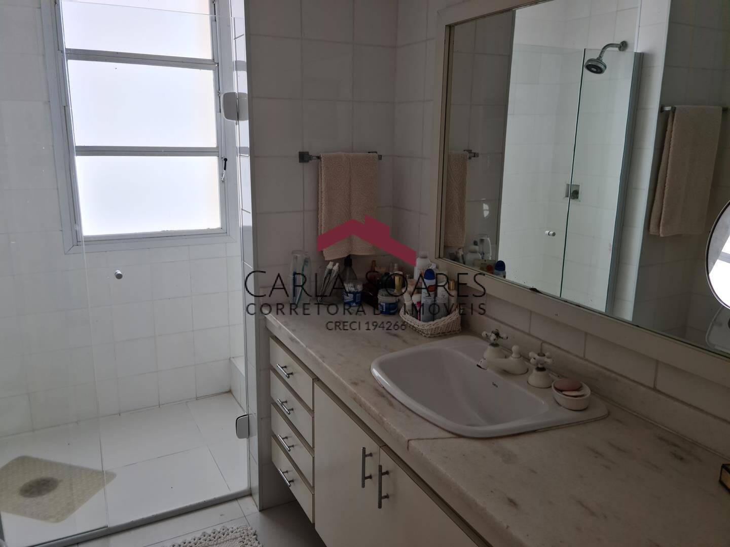 Apartamento para alugar com 3 quartos, 180m² - Foto 14