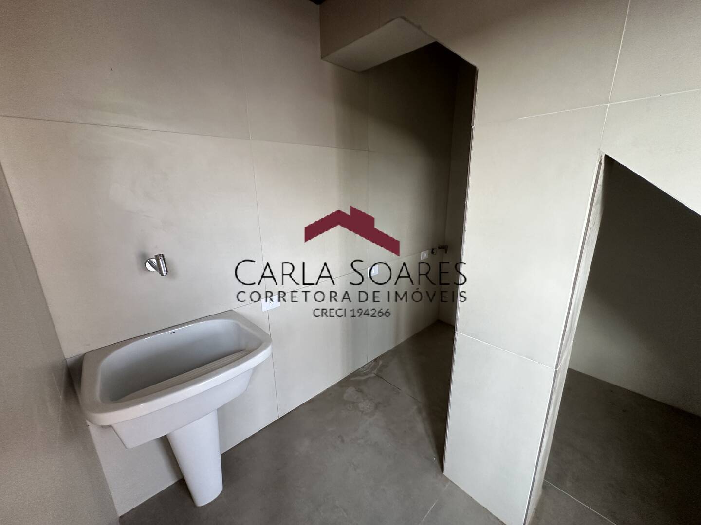 Casa para alugar com 4 quartos, 650m² - Foto 23