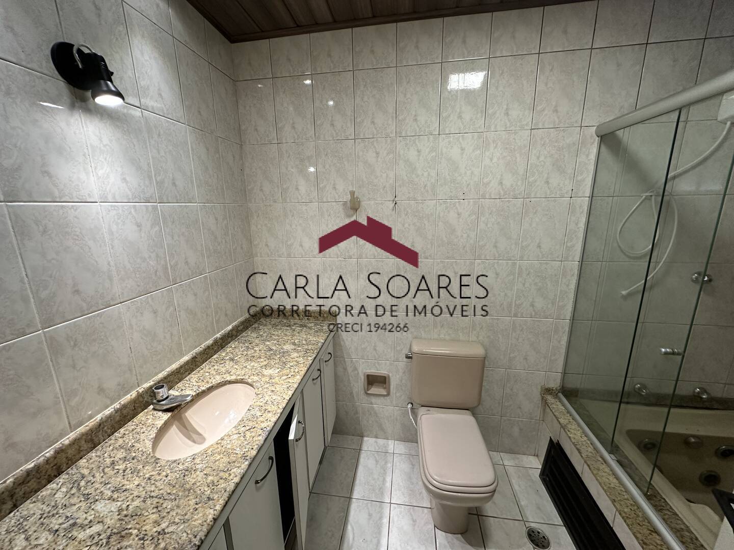 Casa para alugar com 4 quartos, 650m² - Foto 27
