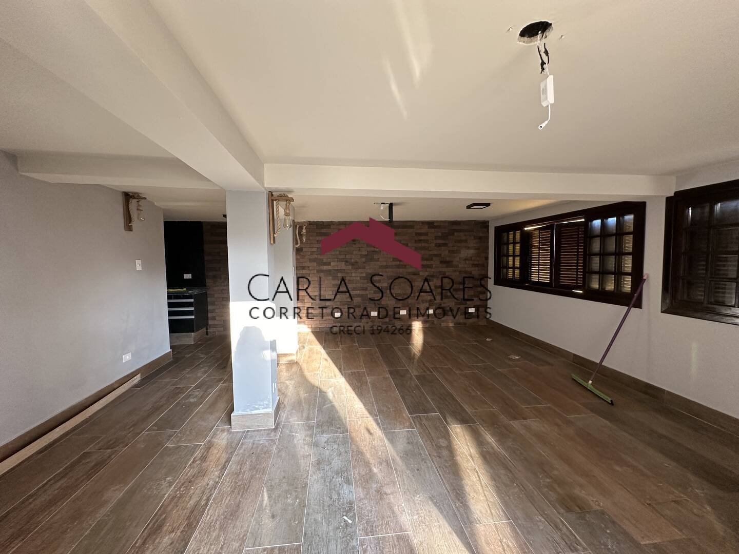 Casa para alugar com 4 quartos, 650m² - Foto 42