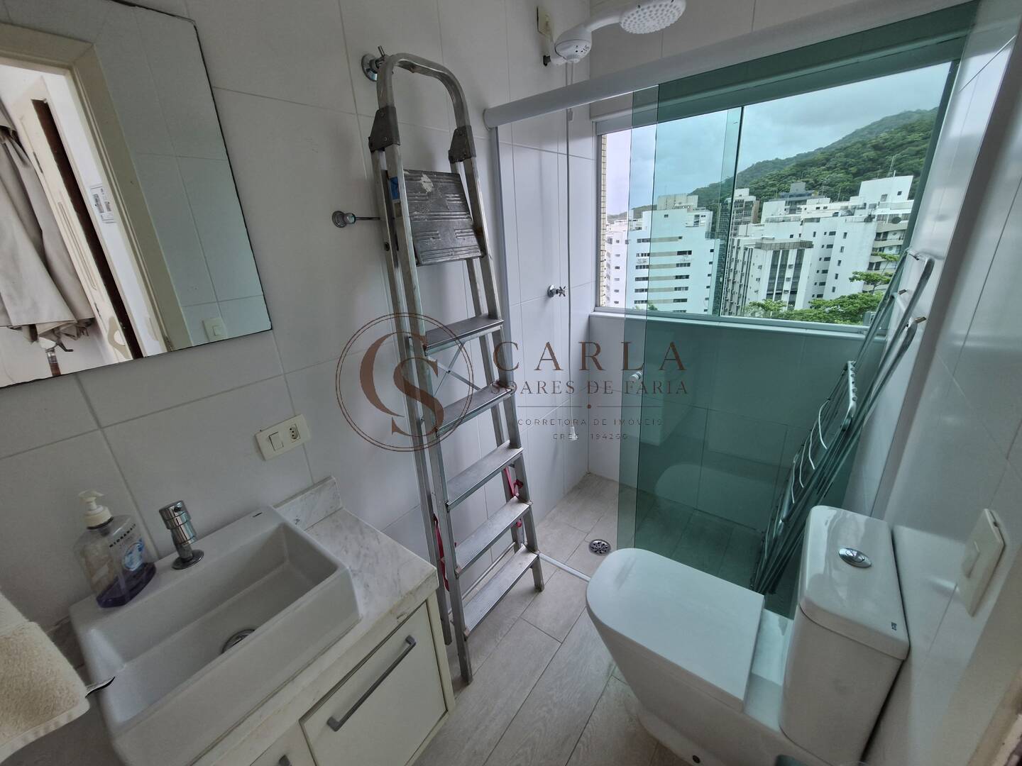 COBERTURA COM VISTA PANORÂMICA  PITANGUEIRAS GUARUJÁ SP