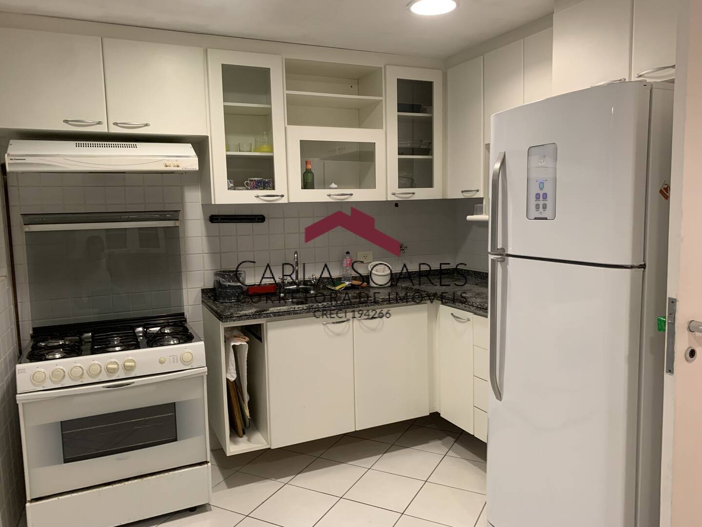 Apartamento à venda e aluguel com 3 quartos, 184m² - Foto 16