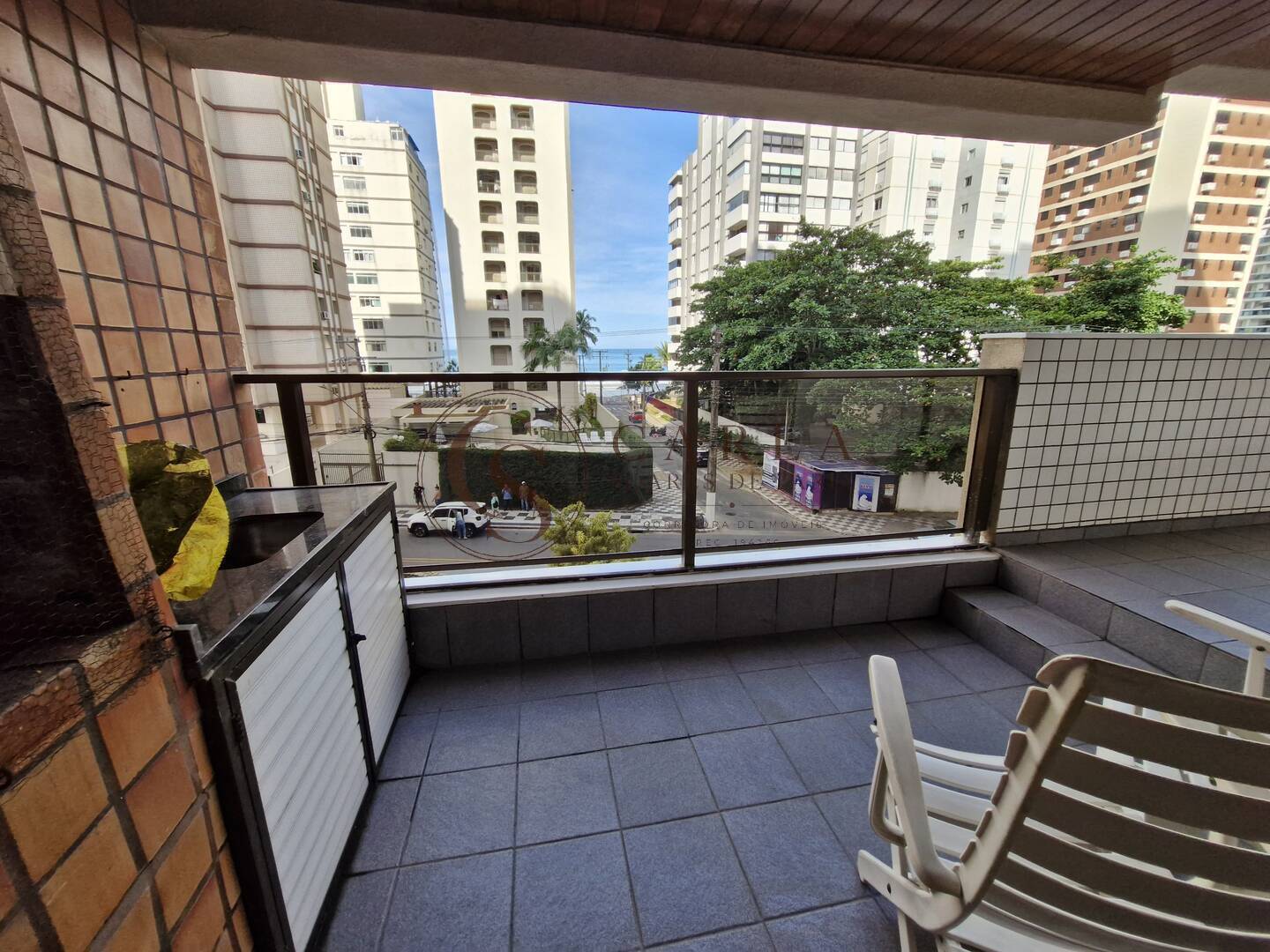 APARTAMENTO  PORTUNIDADE A VENDA ASTÚRIAS COM LAZER E VARANDA - GUARUJÁ SP