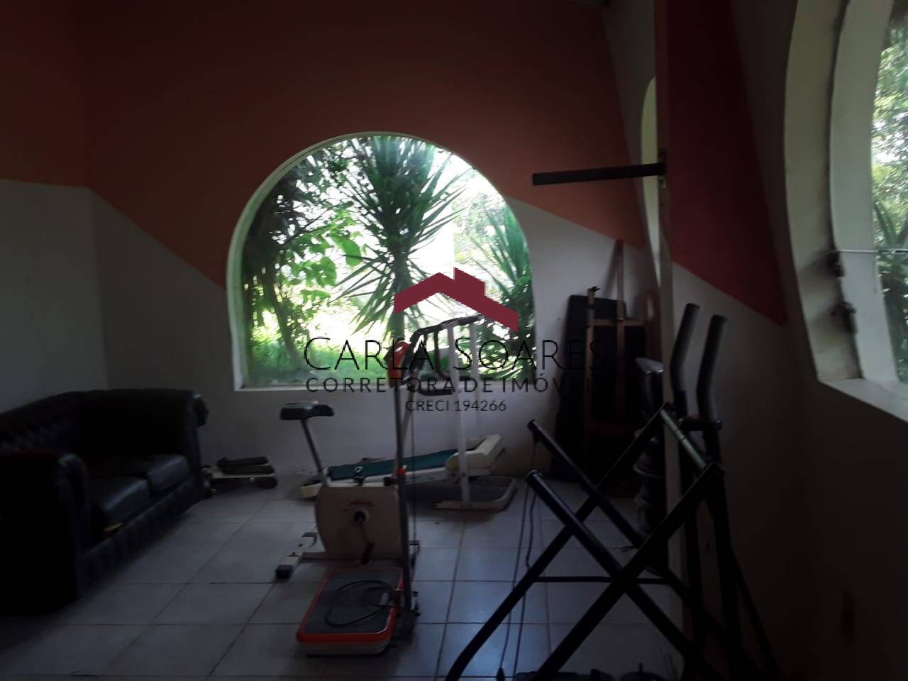 Casa à venda com 3 quartos, 350m² - Foto 16