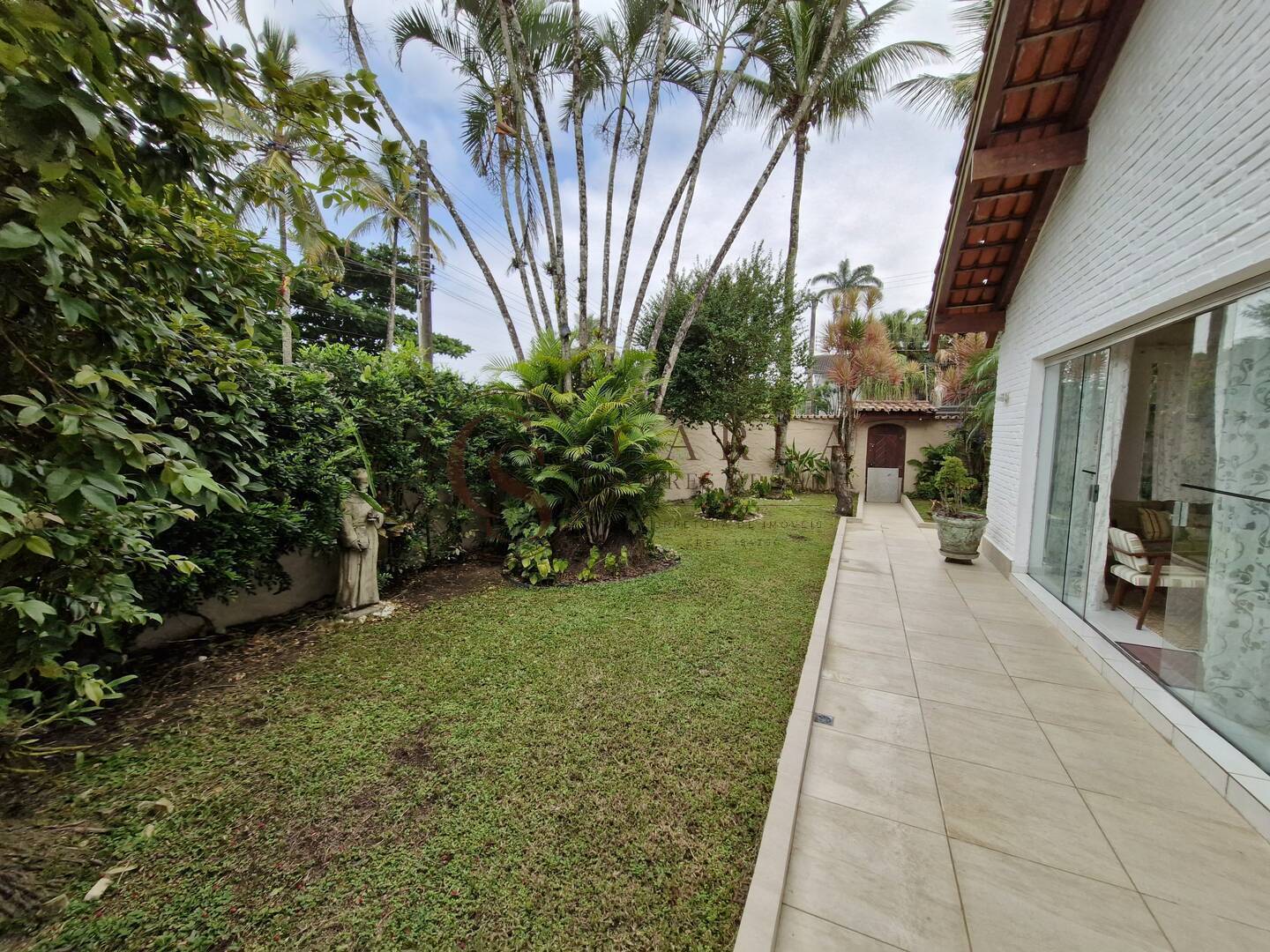 Casa à venda, 250 m² por R$ 850.000,00 - Enseada - Guarujá/SP