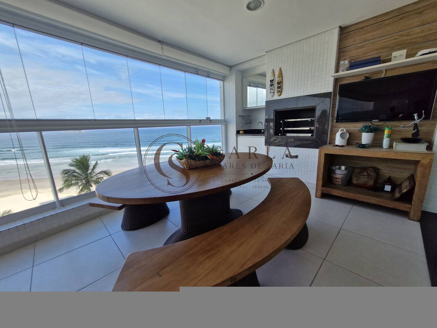 APARTAMENTO REFORMADO A VENDA/LOC ANUAL ENSEADA GUARUJÁ SP