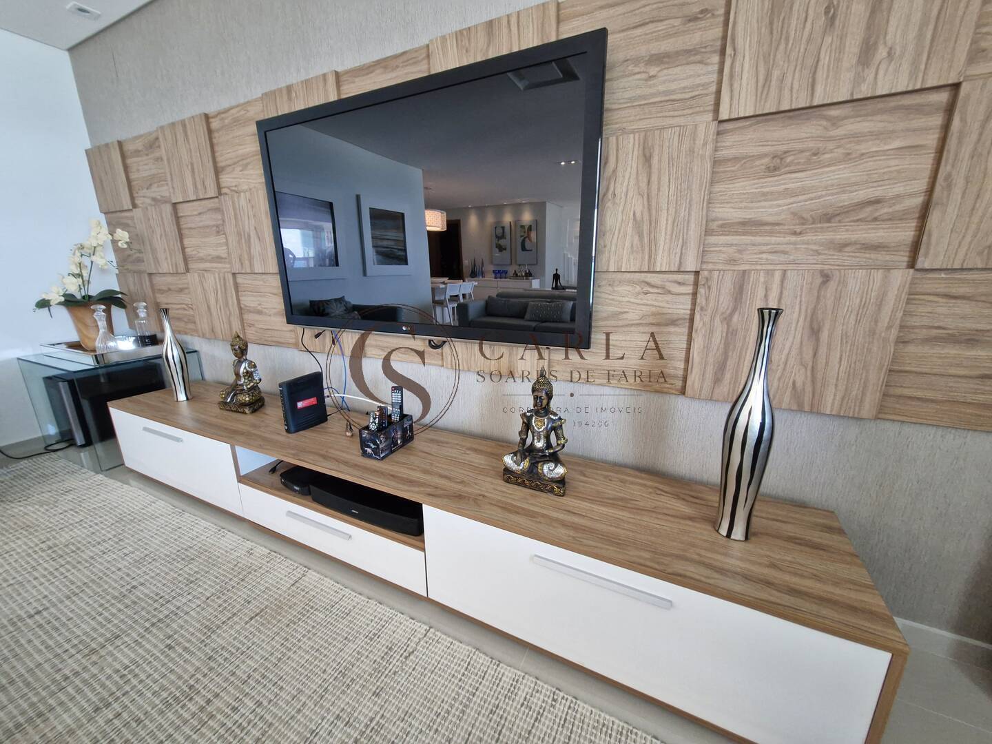 APARTAMENTO REFORMADO A VENDA/LOC ANUAL ENSEADA GUARUJÁ SP