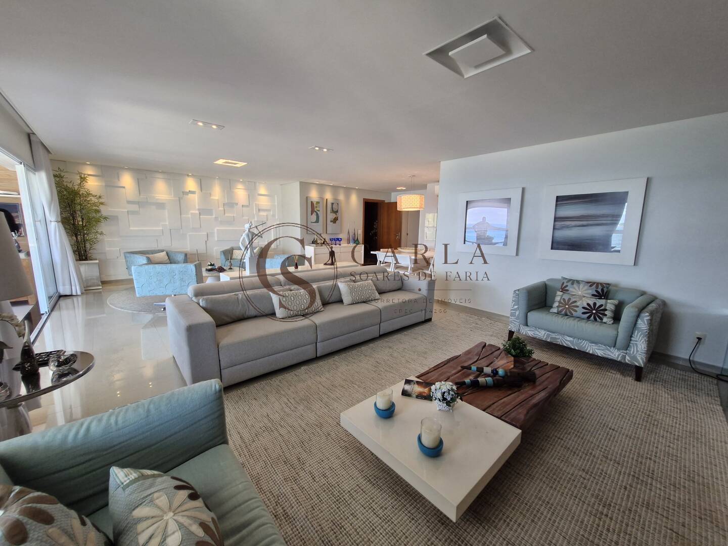 APARTAMENTO REFORMADO A VENDA/LOC ANUAL ENSEADA GUARUJÁ SP