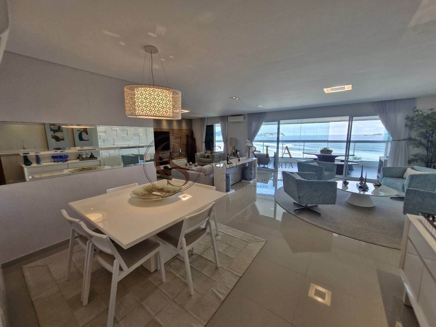 APARTAMENTO REFORMADO A VENDA/LOC ANUAL ENSEADA GUARUJÁ SP