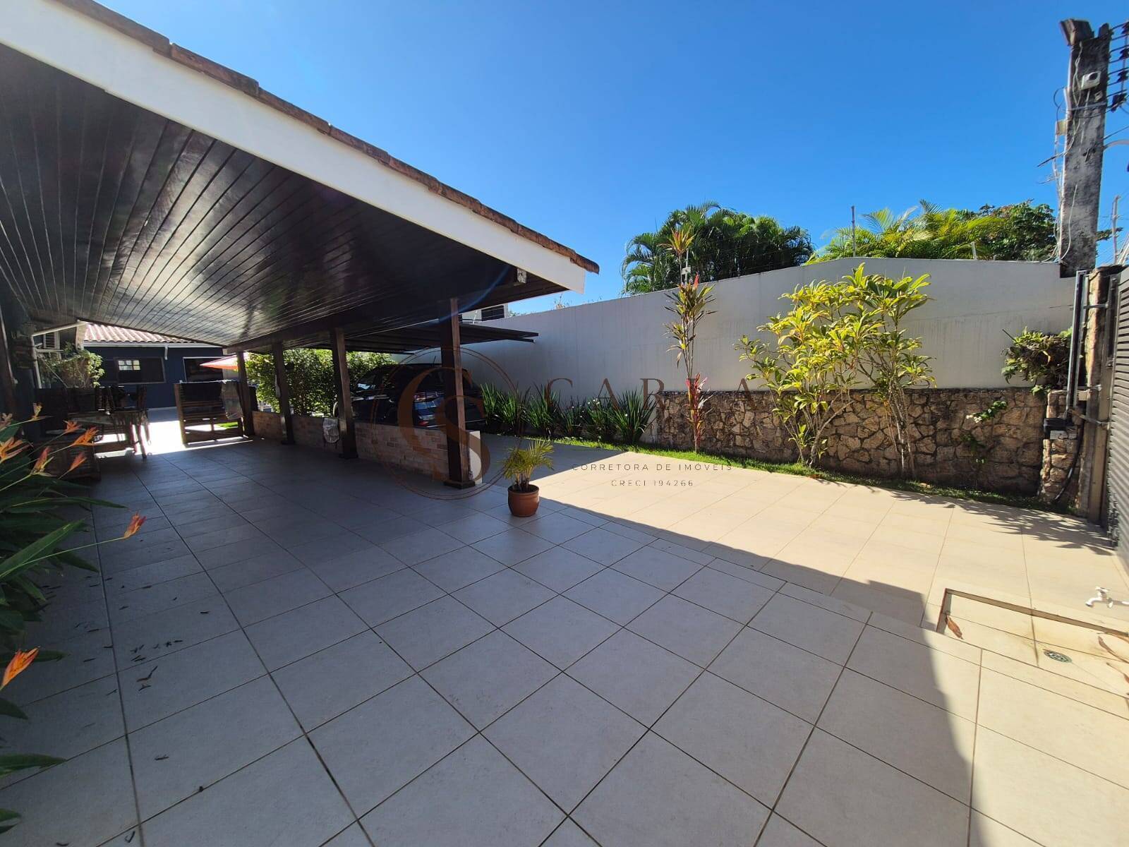 CASA/ POUSADA A VENDA  100 metros PRAIA ENSEADA GUARUJÁ SP