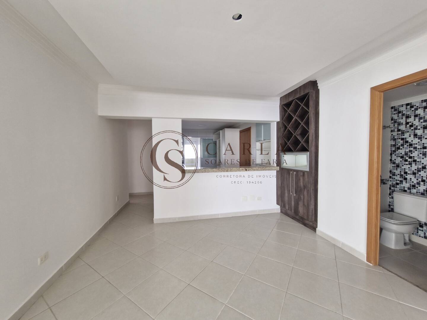 APARTAMENTO COM VARANDA GOURMET E VISTA PARA MAR  ASTURIAS GUARUJÁ SP