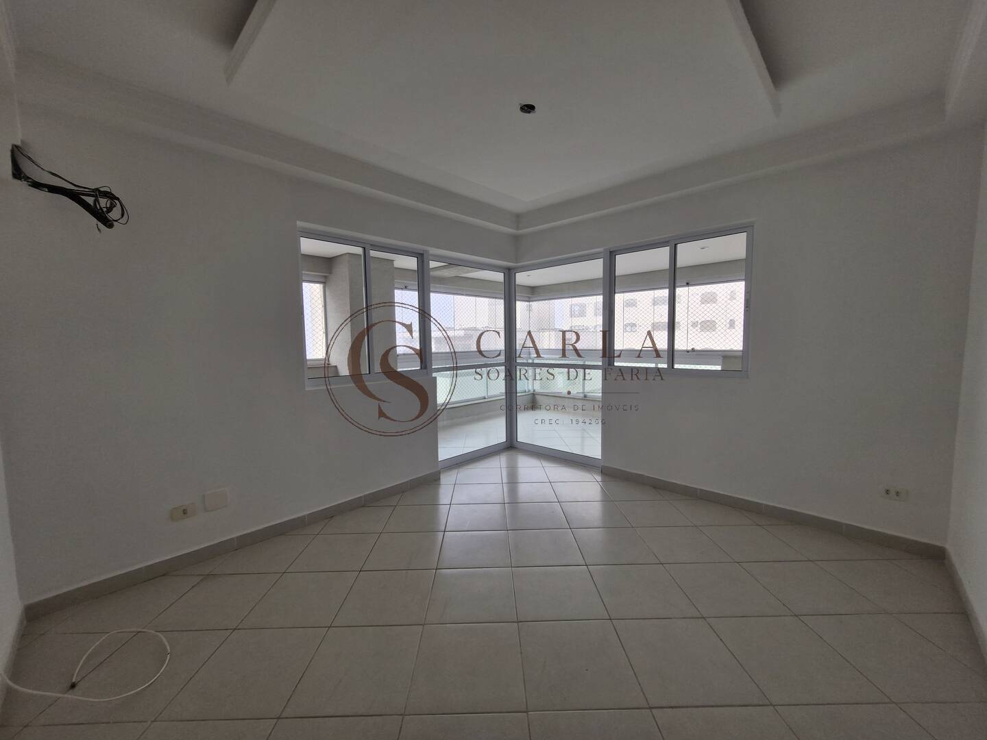 APARTAMENTO COM VARANDA GOURMET E VISTA PARA MAR  ASTURIAS GUARUJÁ SP
